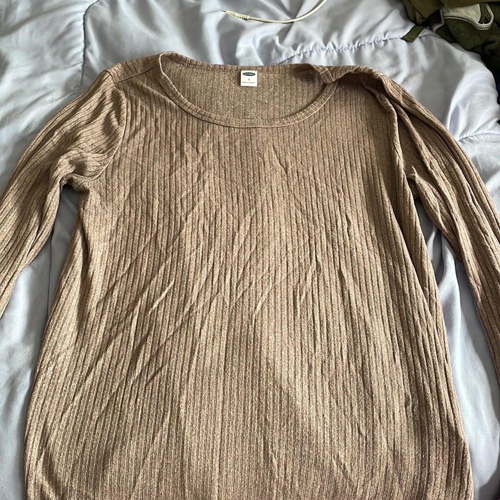 Long sleeve top